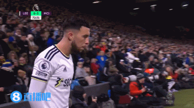 前锋射门力度与准度如何兼顾？