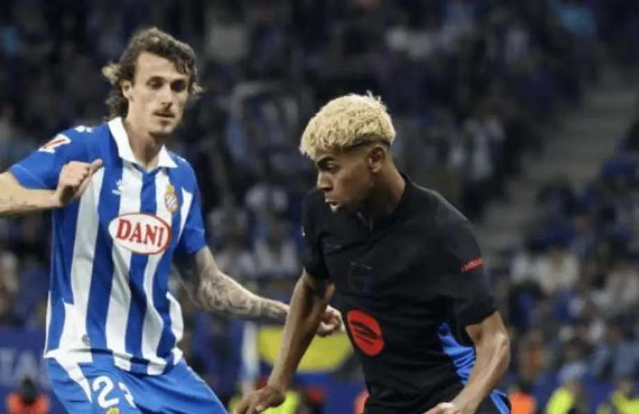 年轻前锋状态起飞