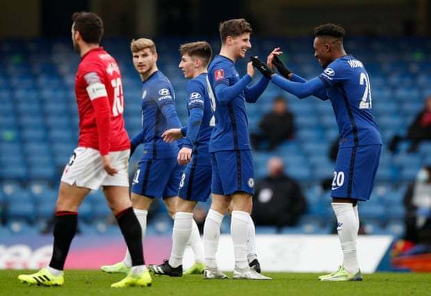 瓜达拉哈拉抽中巴萨后狂欢如夺冠